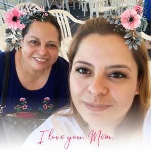 Meet your Posher, Rocio